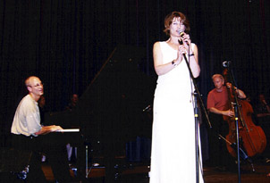 British singer Lee Gibson is accompanied by pianist Shelly Berg and bassist Gerald Spaits. [Photo by Tom Ineck]